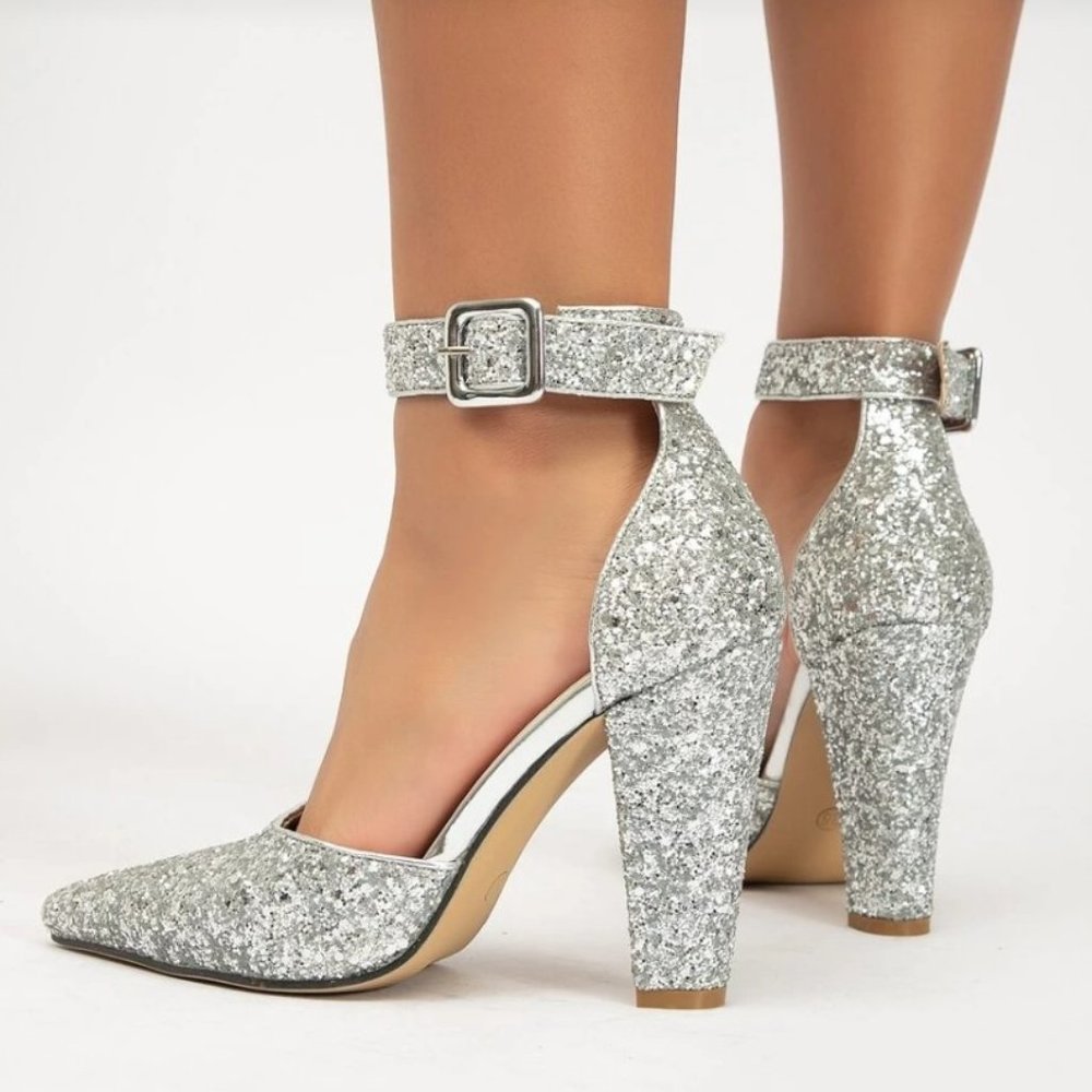 Glitter Detail Chunky Heeled Ankle Strap Pumps - Brand New